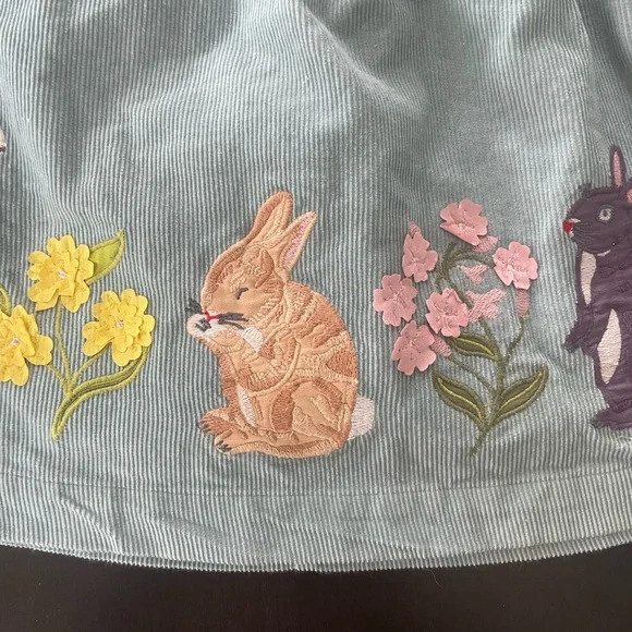 Mini Boden pinafore dress NWOT 3-4 yr Easter spring cross back with appliqués